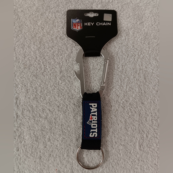 Patriots Keychain - Picture 1 of 2